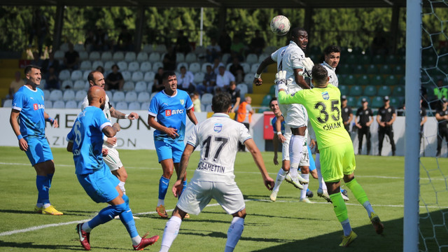 Bodrumspor evinde gol oldu yağdı