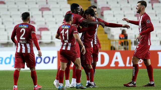 Demir Grup Sivasspor çıkışını sürdürdü