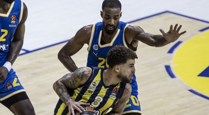 Fenerbahçe EuroLeague'de ikinci galibiyetini aldı