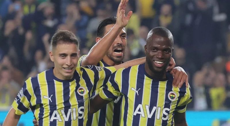 Fenerbahçe'nin tek rakibi Manchester City!