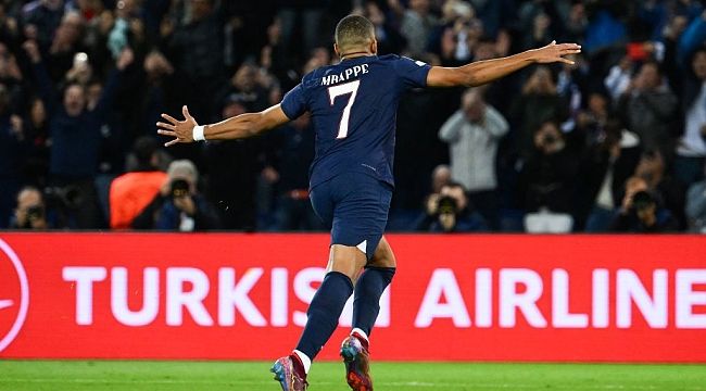 Kylian Mbappe tarihe geçti