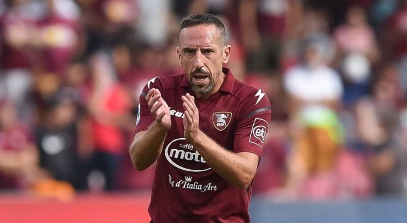 Ribery, kramponlarını asmaya hazırlanıyor