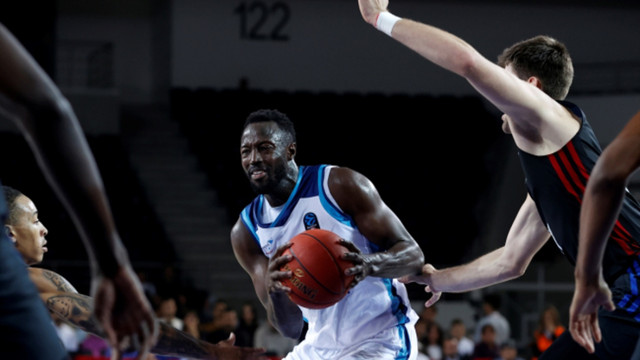 Türk Telekom EuroCup'a kötü başladı! Paris ekibine 90-75 mağlup oldu