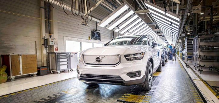 2021 Volvo XC40 Recharge Elektrikli Otomobilin Üretimine Başlandı