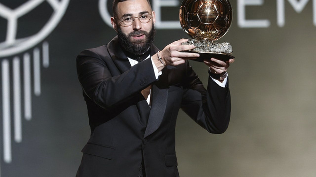 Benzema Ballon d’Or kazandı, Lyon'a para yağdı!